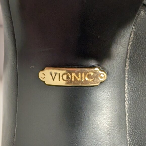 Vionic Madison Mia Leather Block Heel Pumps in Black - Picture 13 of 16